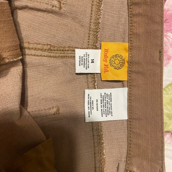 Ruby Rd. Tan Jeans size 14 - Picture 5 of 6